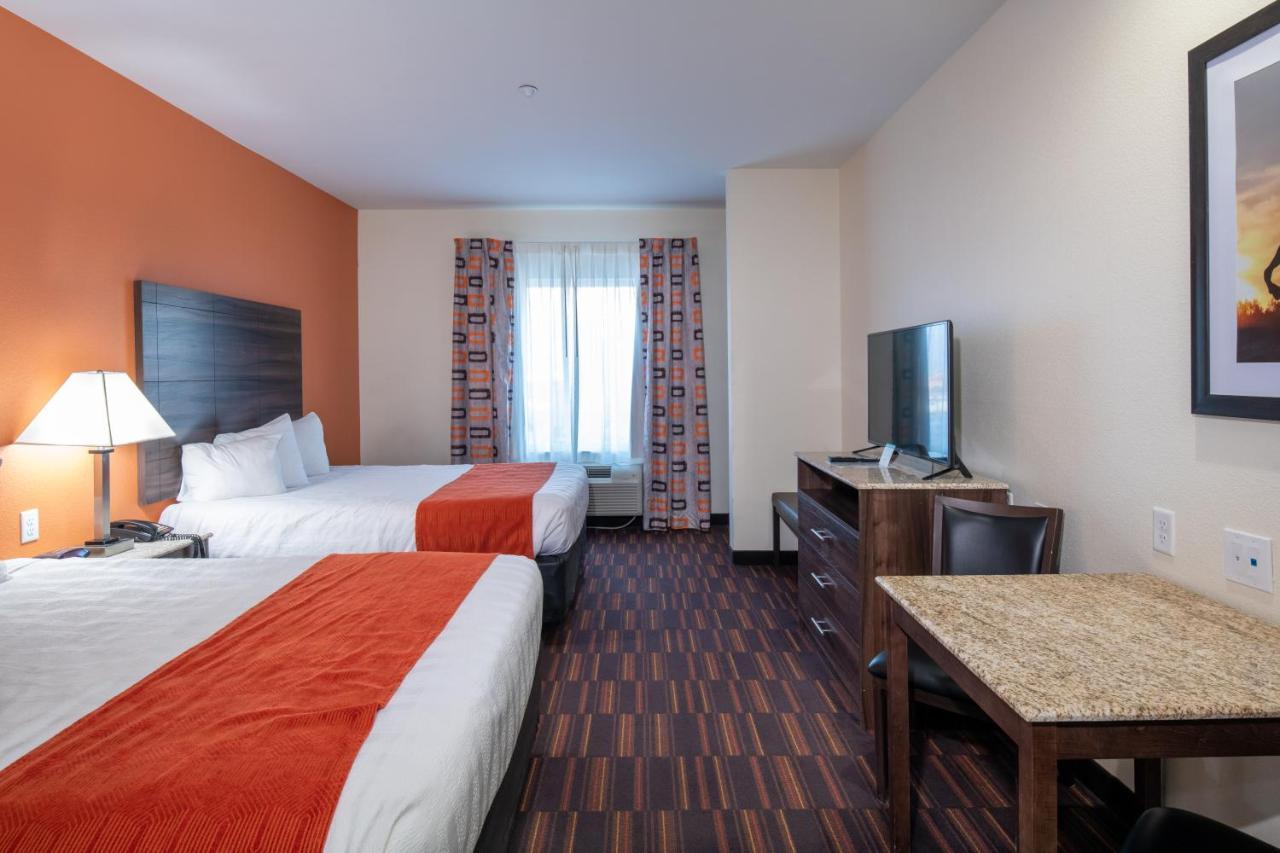 Home Away Kitchen Suites Enid Екстериор снимка